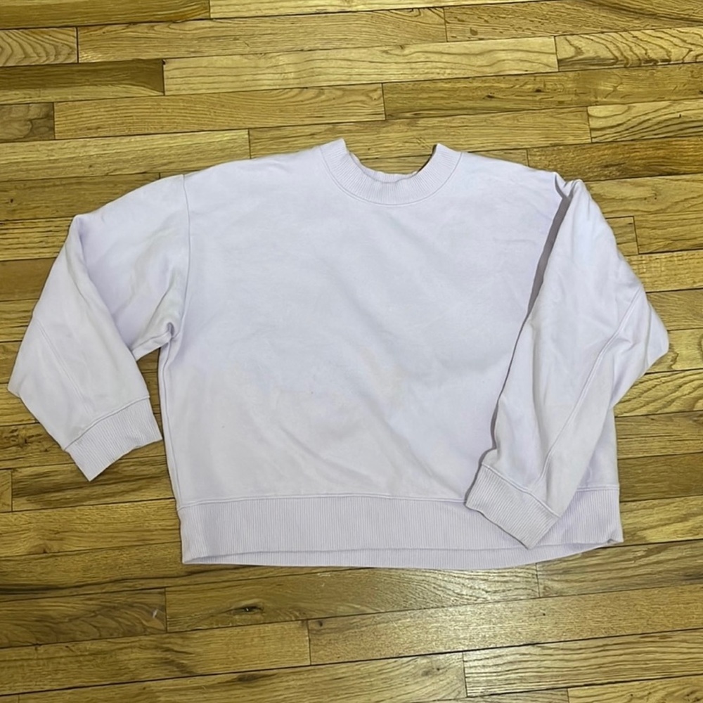Light purple crew neck sweatshirt